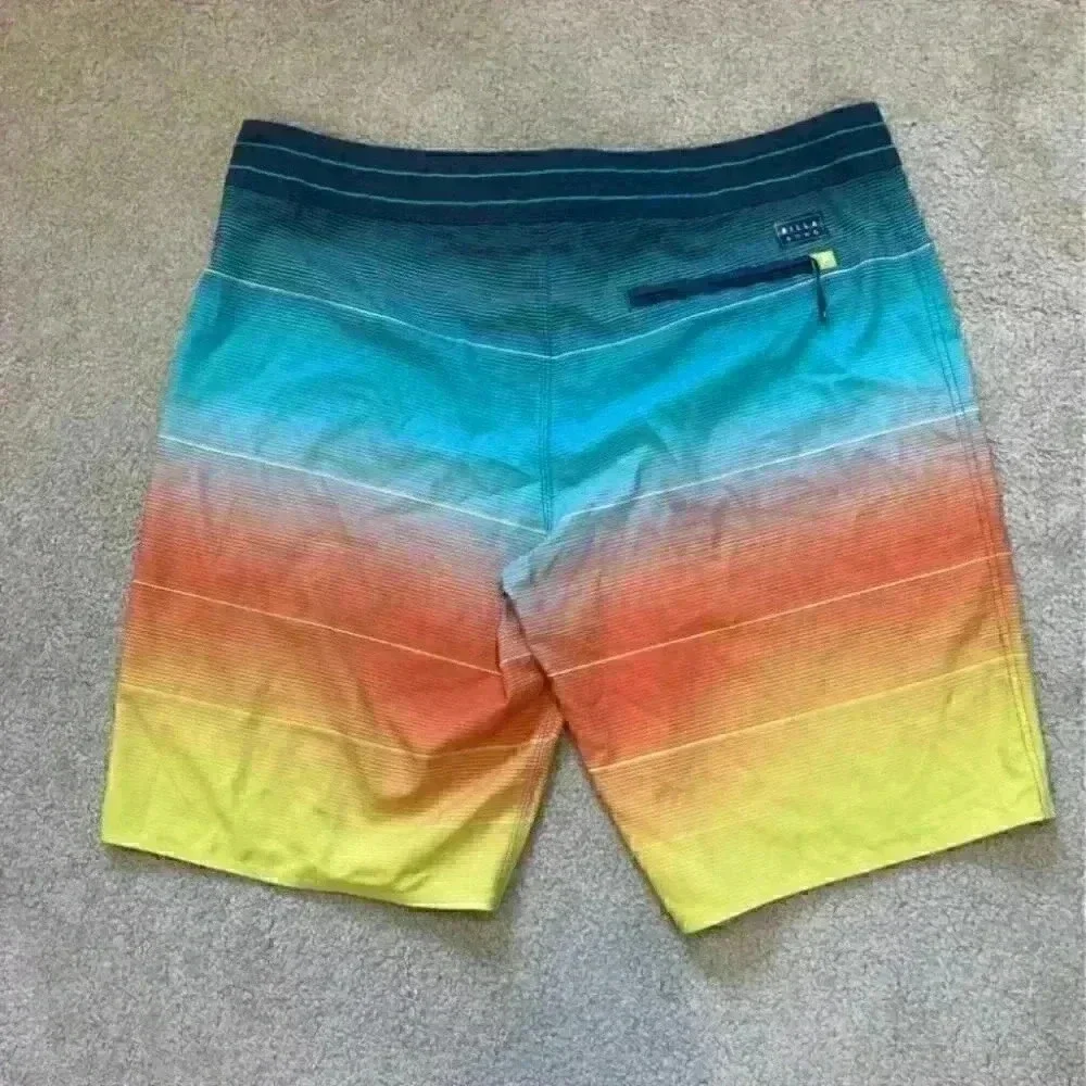 ⭐️ Billabong Fluid Airlite Boardshorts swimtrunks in size 36